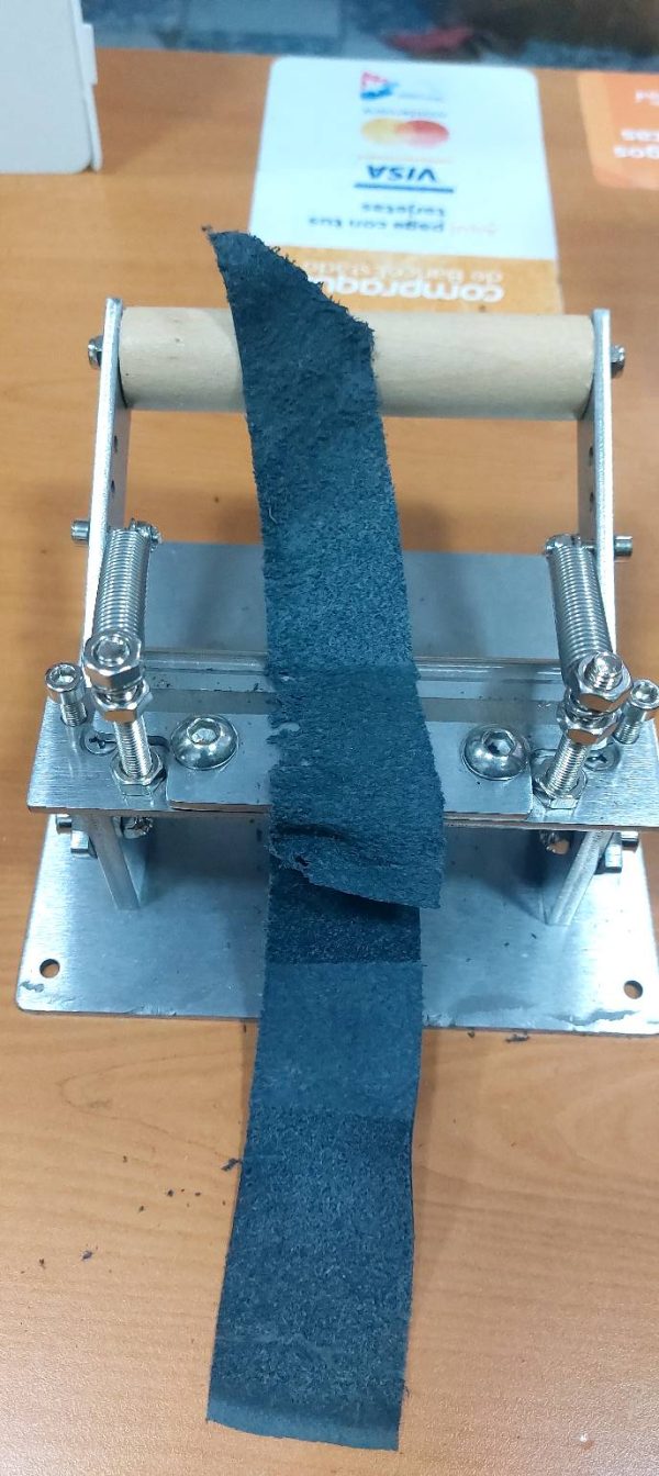 Descarnador metálico Para correas